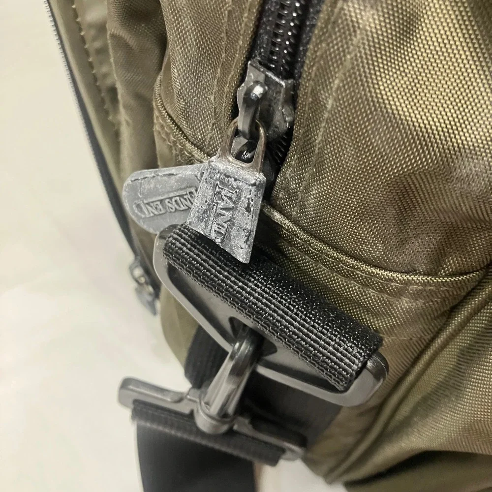 Lands End Direct Merchants Olive Green Nylon‎ Messenger Bag Multi Pocket Travel